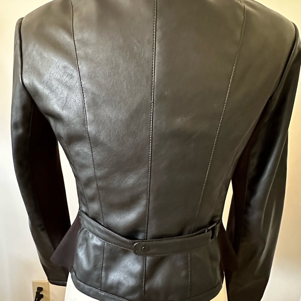 Jacket - Picture 3 of 6
